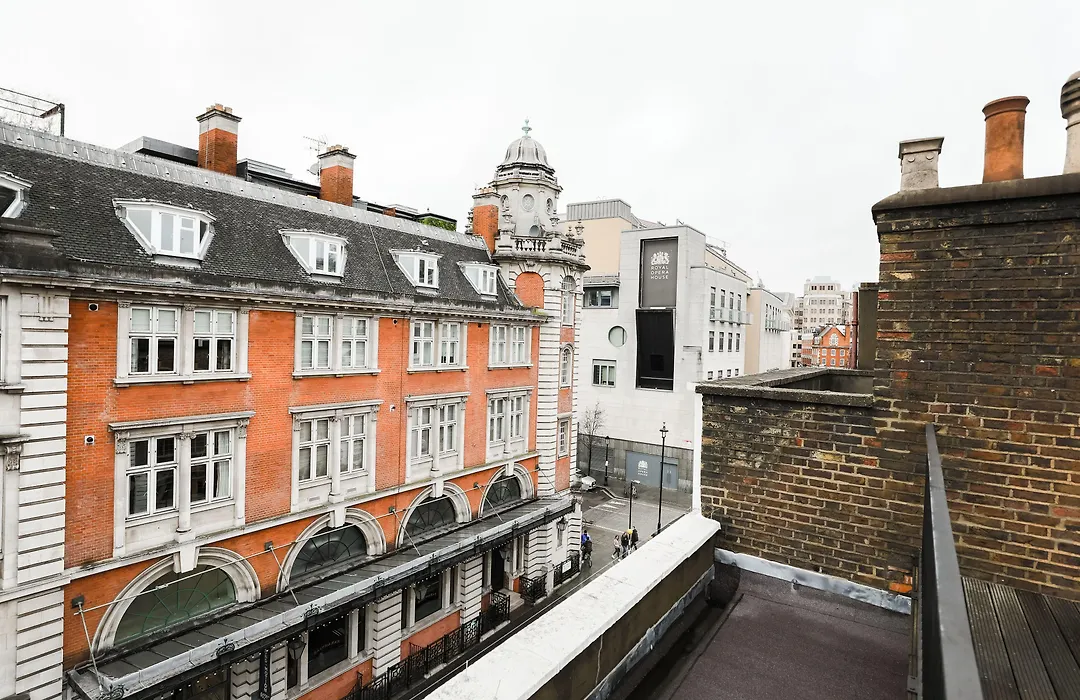 Covent Garden By Excel Apartments-1